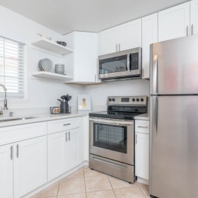 Modern Kitchen Modern Kitchen